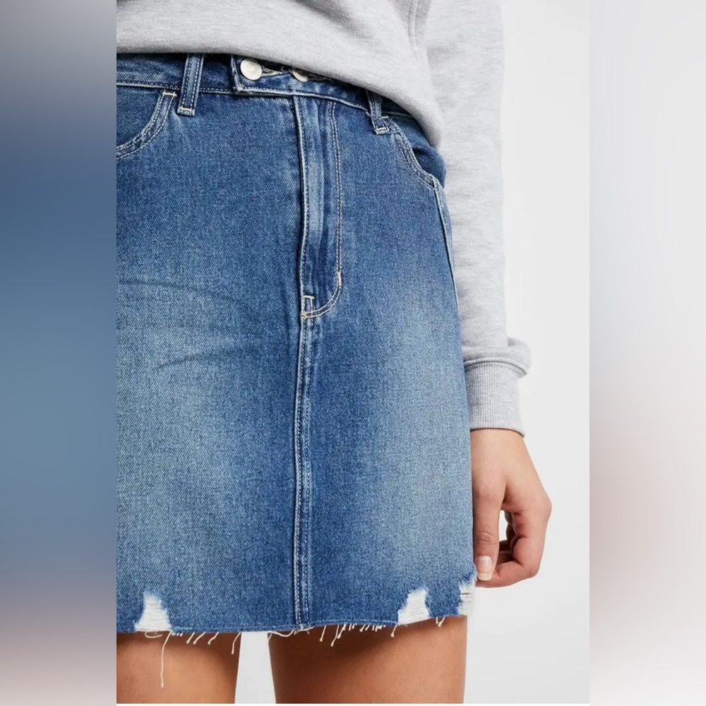 Women’s Hollister Co Ultra High Rise Denim Skirt